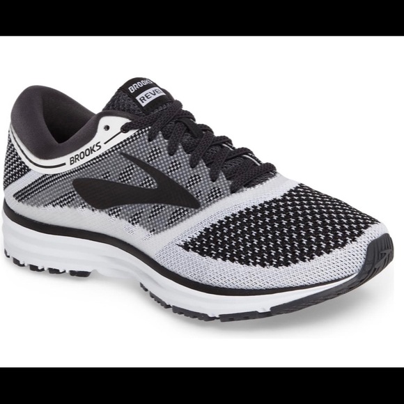 Black and white brooks running shoes Clearance